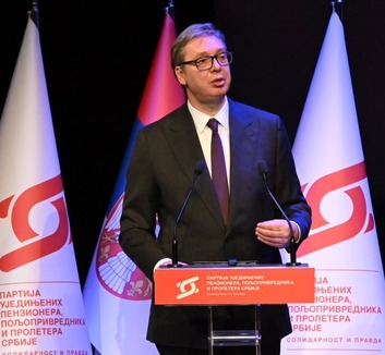 Vučić nagyobb támogatási csomagot jelentett be a nyugdíjasoknak - illusztráció