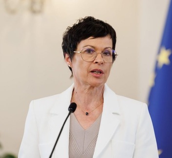 Marta Kos uniós bővítési biztos megdicsérte Szerbiát - illusztráció