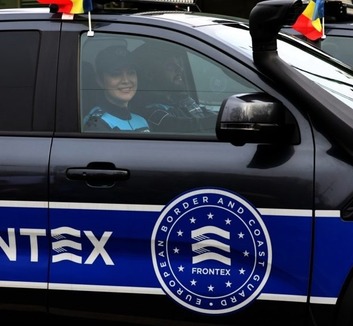 Frontex: Szerbia vízummentességi rendszere is migrációs kockázatot jelent - illusztráció
