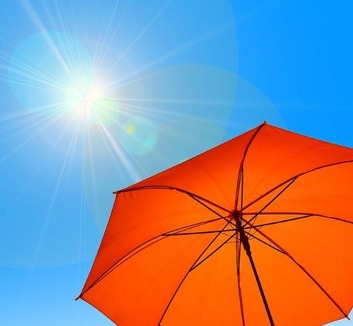 Nagyon erős UV-sugárzásra figyelmeztetnek a meteorológusok - illusztráció