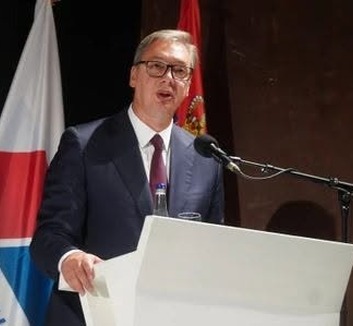 Az SNS egyhangúlag Vučićot választotta miniszterelnök-jelöltjének - illusztráció