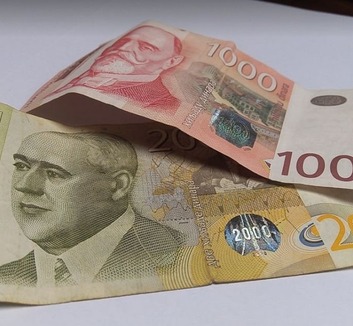 A 6.000 dináros kérdés: Vučić szerint mindenki kéri, az elemzők szerint ez csak a szegénység mutatója - illusztráció
