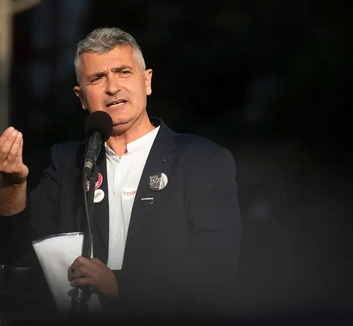 Ilija Srdanović vezeti a hallgatói listát: „A cél egy jobb Szerbia felépítése” - illusztráció