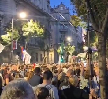Tizenhárman hagyták el a Köztársasági Választási Bizottság ülését a külföldi szavazóhelyekről szóló döntés miatt - illusztráció