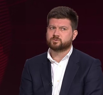 Karović: Megakadályozták egymilliárd dinár kivonását a Postai Takarékpénztárból, a távozó hatalom az ország destabilizálására törekszik - illusztráció