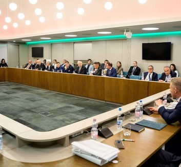 Obavljena primopredaja u ministarstvima u Budimpešti - illusztráció
