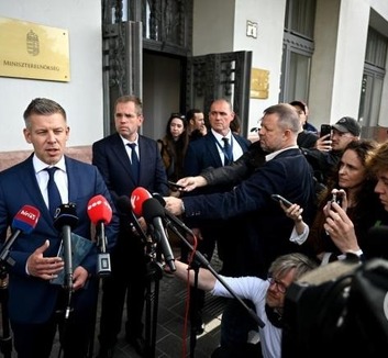 Peter Mađar: Viktor Orban neće dobiti otpremninu od 38 miliona forinti - illusztráció