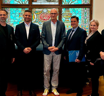 Zoltan Tar sastao se sa predstavnicima organizacije Vajdasági Magyar Újrakezdés - illusztráció