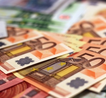 Equilor: Mađarska bi najranije 2033. mogla da uvede evro - illusztráció