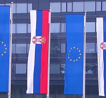 A többség támogatja az uniós csatlakozást, mégis sok a kétkedő Szerbiában - illusztráció