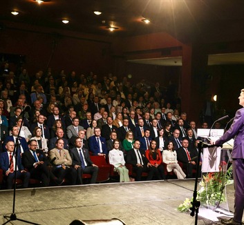 Az 1848-as hősök előtt tisztelegtek a VMSZ szabadkai megemlékezésén - illusztráció