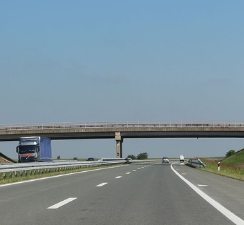 Forgalomkorlátozás több vajdasági útszakaszon - illusztráció