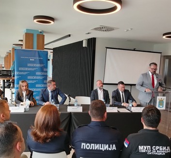 A rendőri pályát népszerűsítették Topolyán - illusztráció