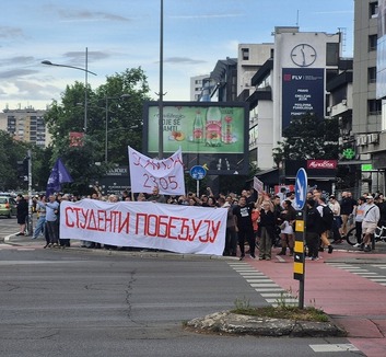 Feszültség az Újvidéki Vásárnál, egy férfi megsérült - illusztráció