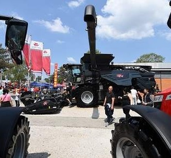 Élelmiszer-biztonságról és az új ellenőrzési törvényről tartottak szakmai előadást az újvidéki vásáron - illusztráció