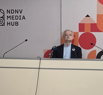 Puccsal vádolja az Újrakezdés vezetőit a Vajdasági Magyar Plénum - illusztráció