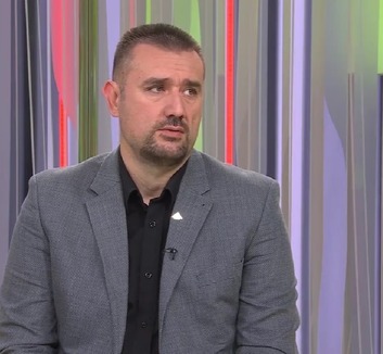 Csonka Áron: A VMDK újraszervezi magát, decentralizációt, többpárti MNT-t és partneri viszonyt sürget - illusztráció