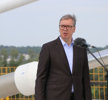 Vučić magabiztos választási győzelemre számít Újvidéken - illusztráció