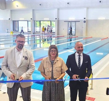 Megnyílt a Vénusz városi uszoda Topolyán - illusztráció