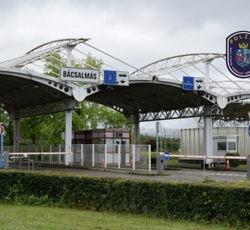 Meghosszabbított nyitvatartással működik nyáron a bajmoki határátkelő - illusztráció