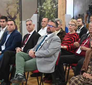 Huszonöt éve védik a Felső-Dunamellék természeti kincseit - illusztráció