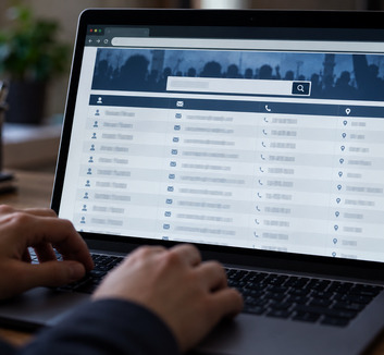 Több mint 3.600 vajdasági polgár személyes adatai kerültek fel az internetre - illusztráció