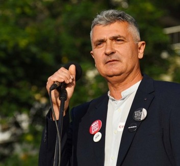 Srdanović üzent az újvidékieknek: „Ne reagáljanak a provokációkra” - illusztráció