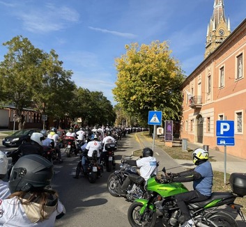 Motoros felvonulással támogatták az Egyetemista Listát Bácskában - illusztráció